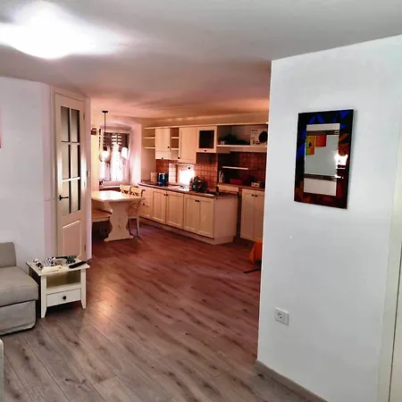 Apartment Crystal Luxe *