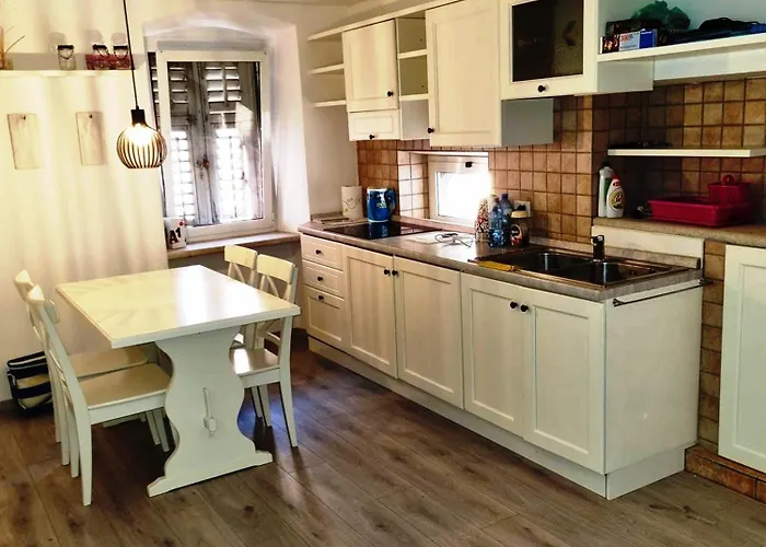 Crystal Luxe * Ρόβινι