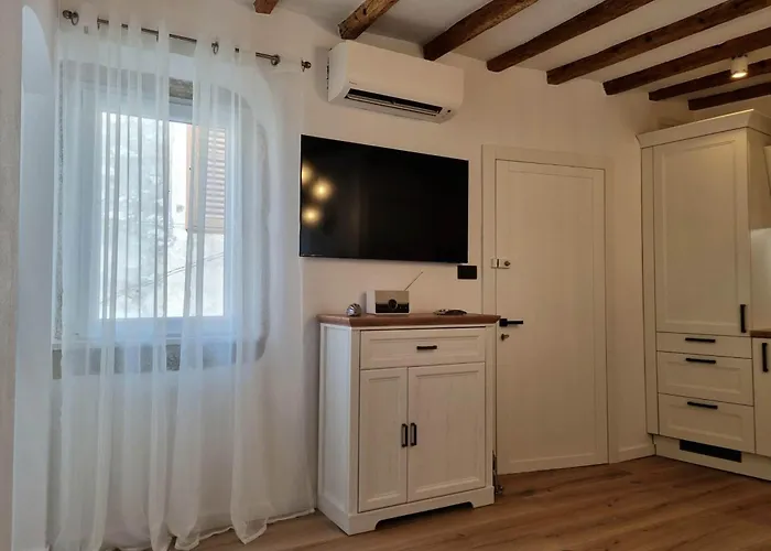 Crystal Luxe Διαμέρισμα *