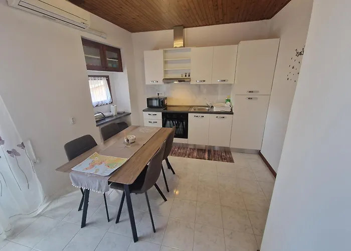 Daire Crystal Luxe *